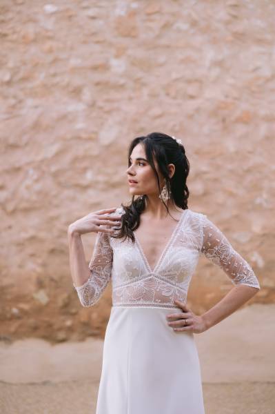 robe de mariée droite simple bohéme sur marseille proche aubagne 